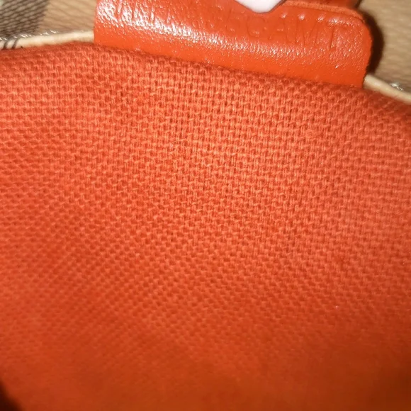 Burberry Haymarket Canterbury Tote - Picture 11 of 16